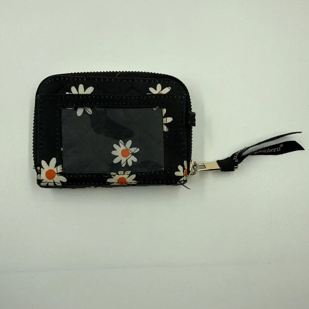 Simply Southern Black Quilted Daisy Key Chain Wallet